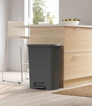Bidone grigio con pedale 50lt